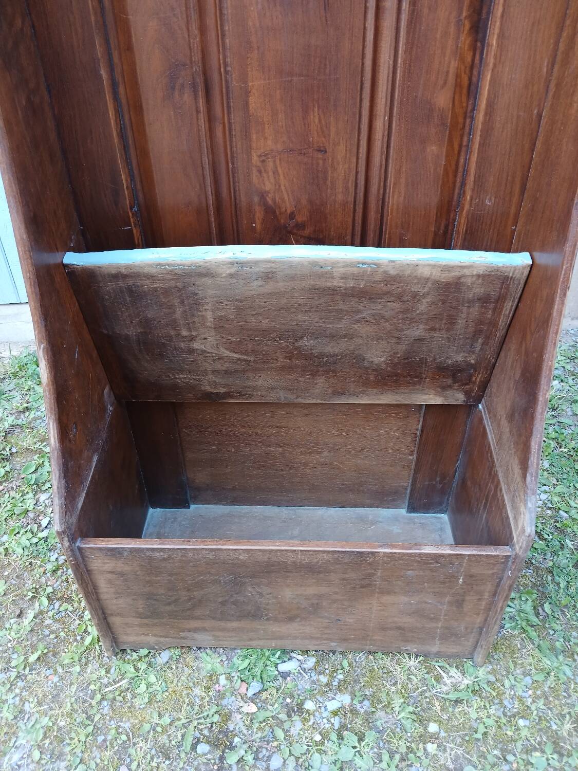Wooden coat rack trunk
