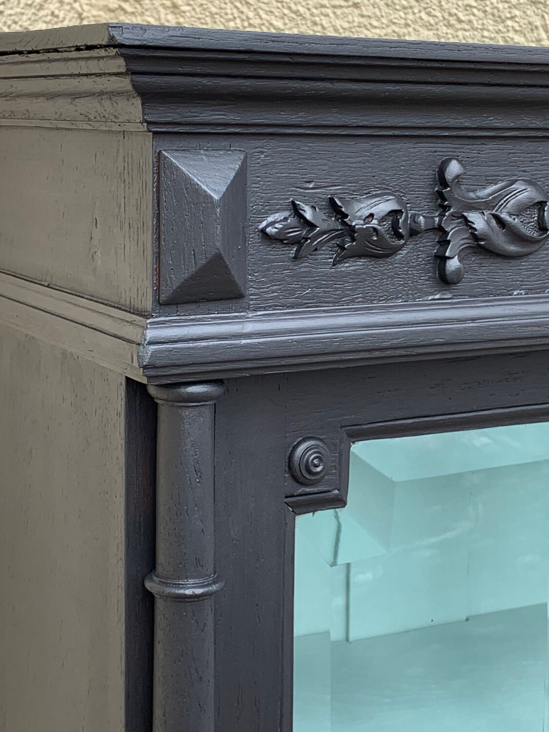 Armoire parisienne vitrée noire et vert grisé 150cm