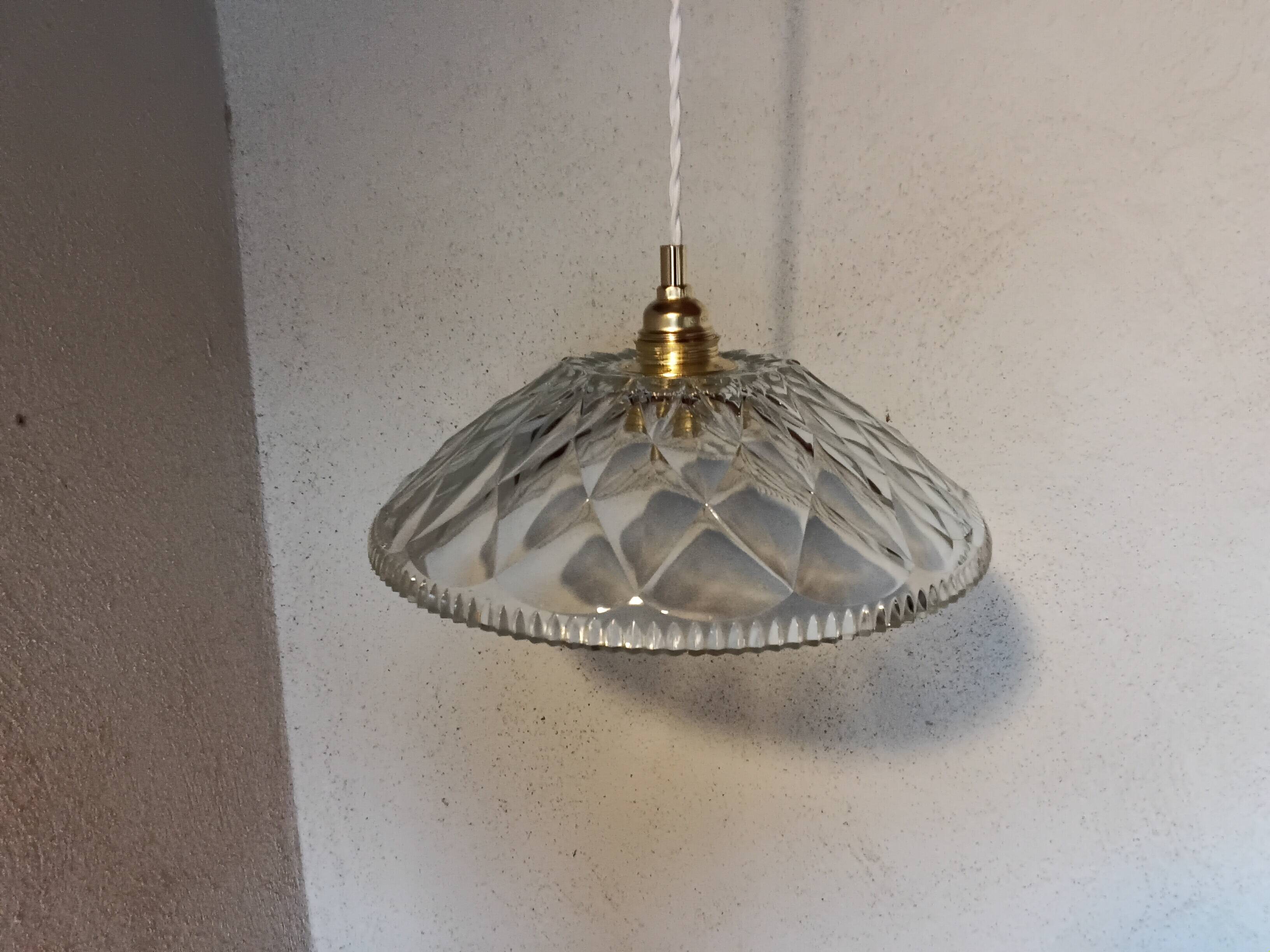Vintage pendant light in chiseled glass