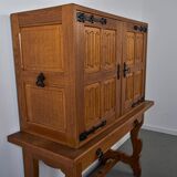 Meuble bar espagnol en chêne sculpté