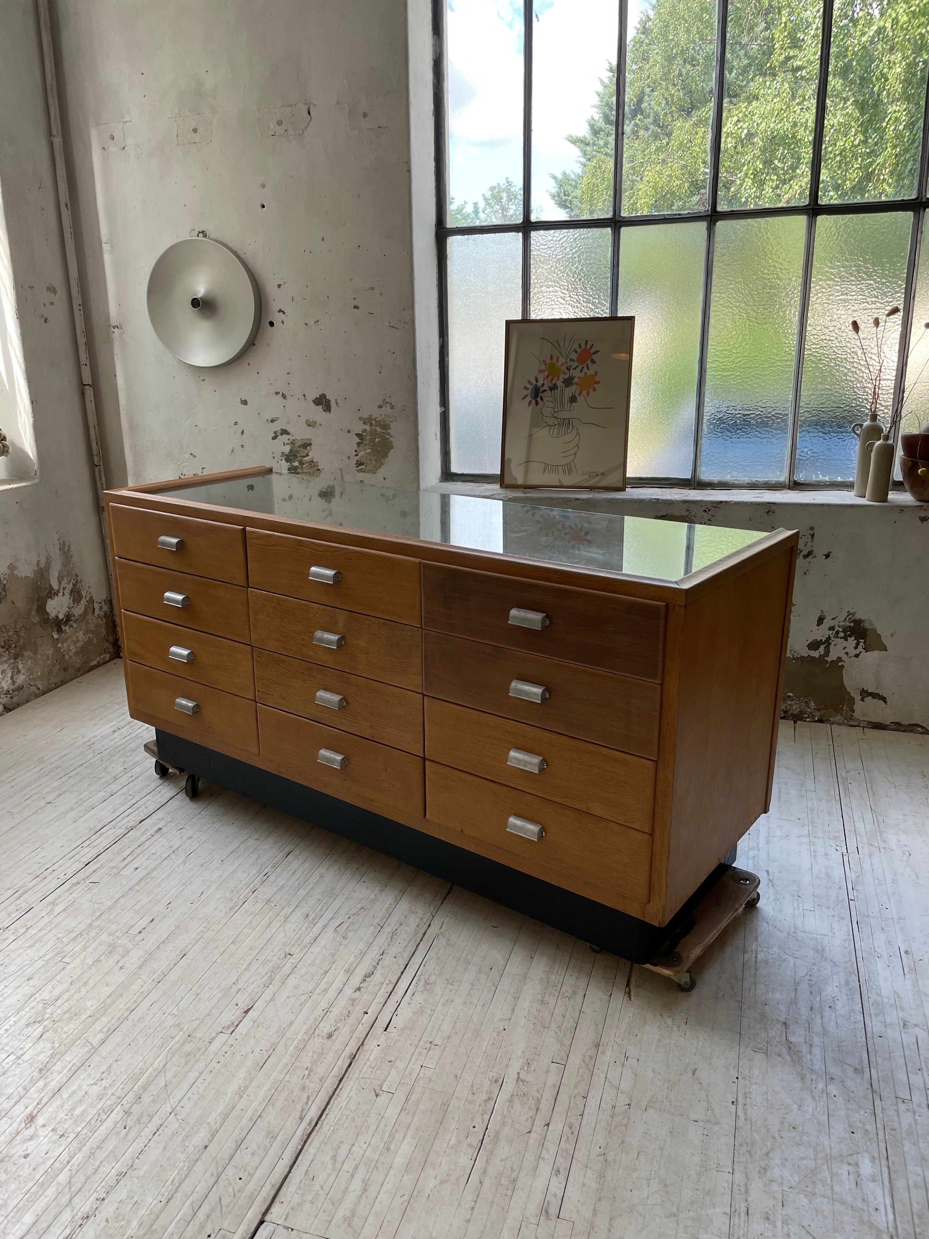 Glass trading post 50s