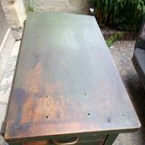 Vintage establishment