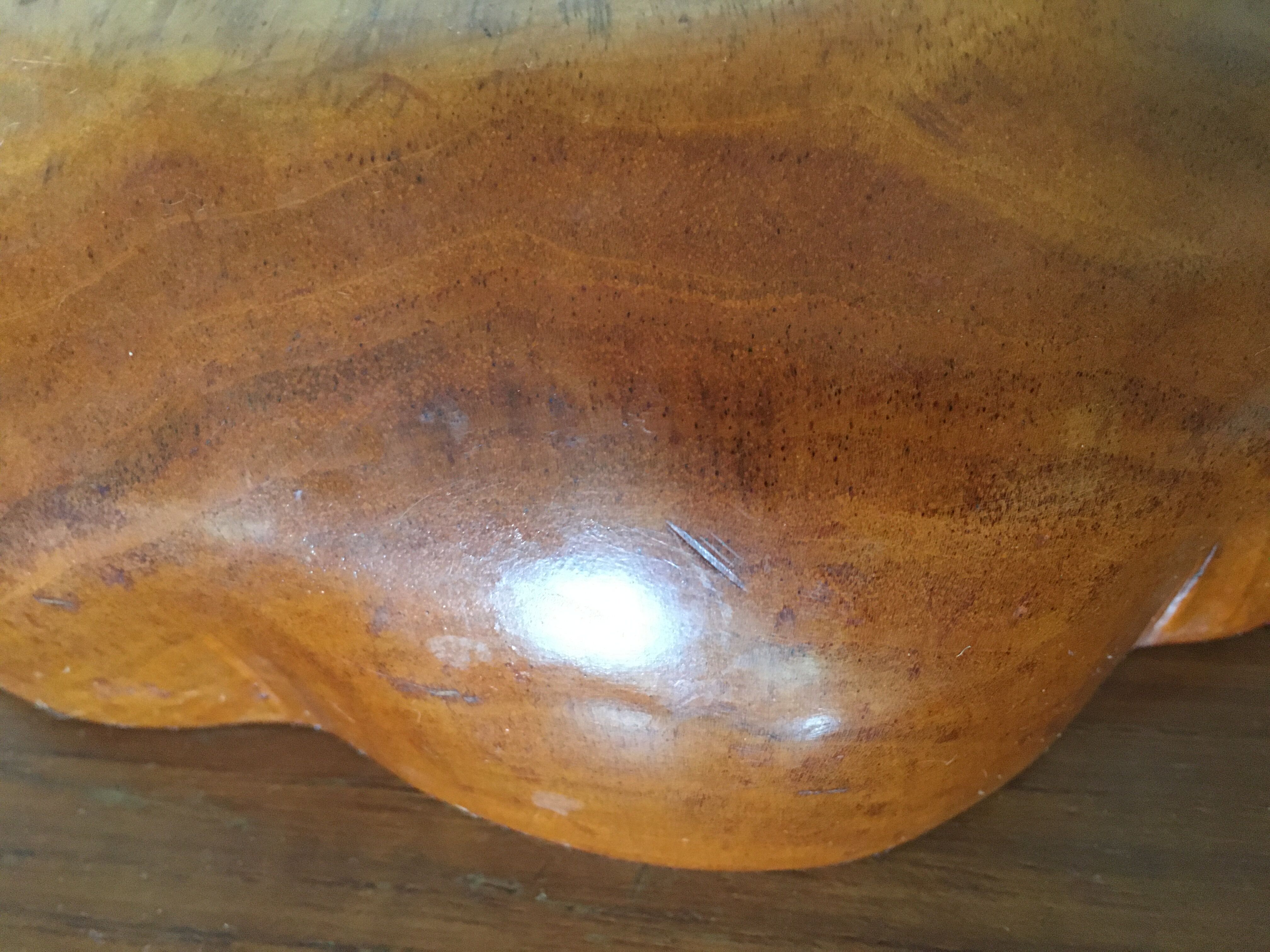 Flower shaped wooden dish