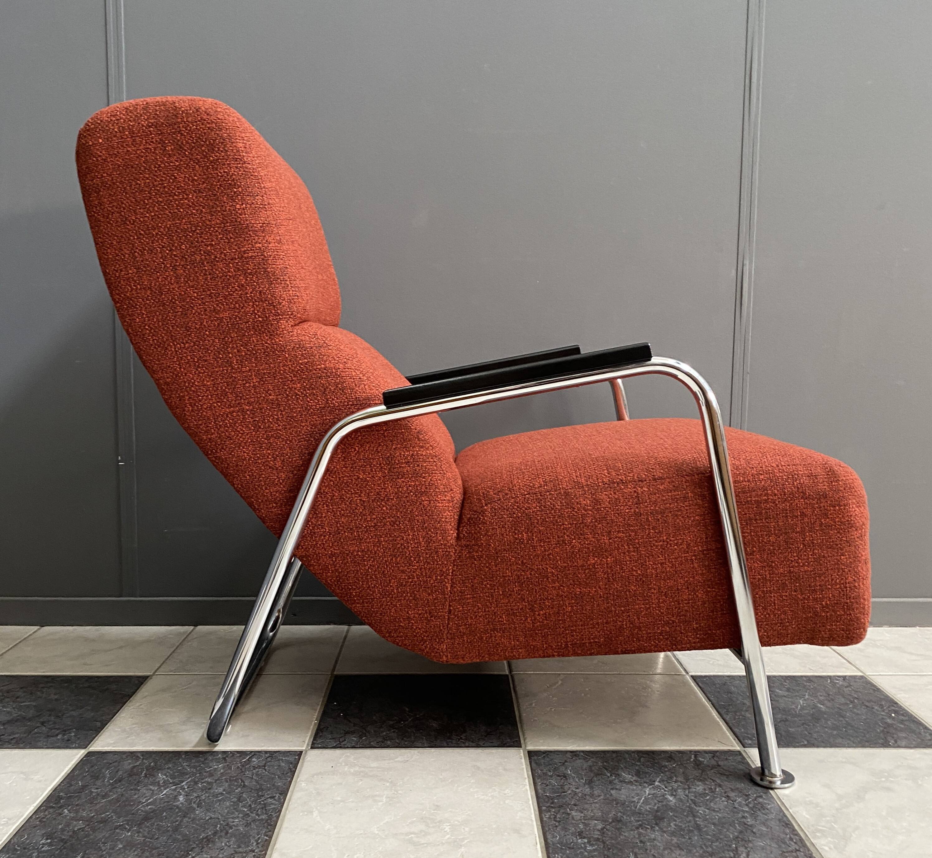 Red Brown fabric relax chair in Chrome frame 1970s