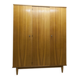 Armoire scandinave 3 portes en teck blond