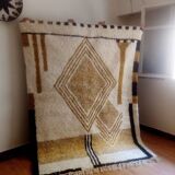 Handmade Moroccan rug, Berber wool rug 150/250 cm.