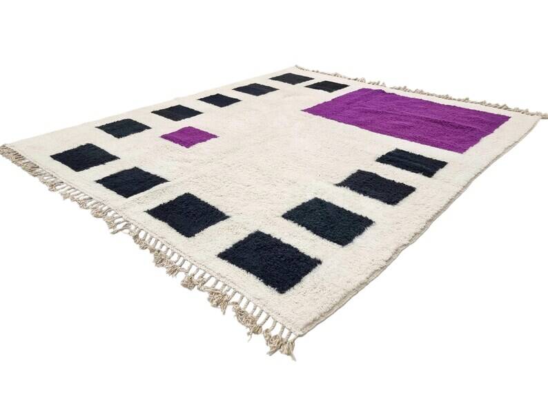 Moroccan Berber rug 250cm x 150cm