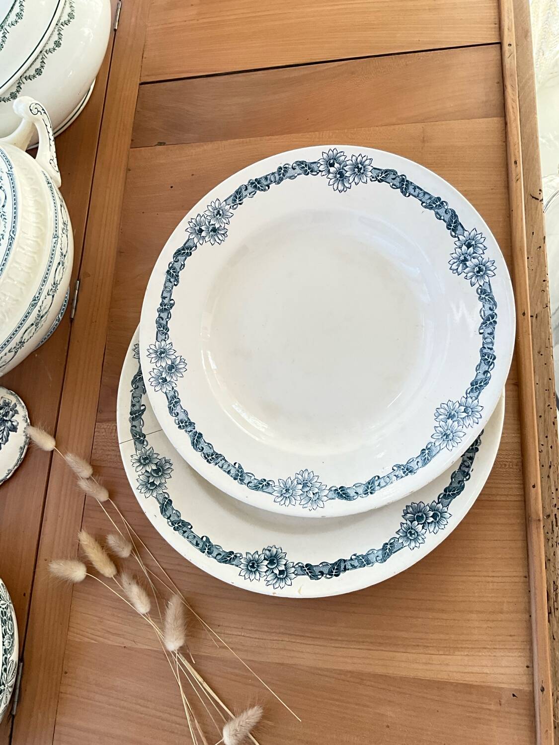 2 plats porcelaine de longchamp