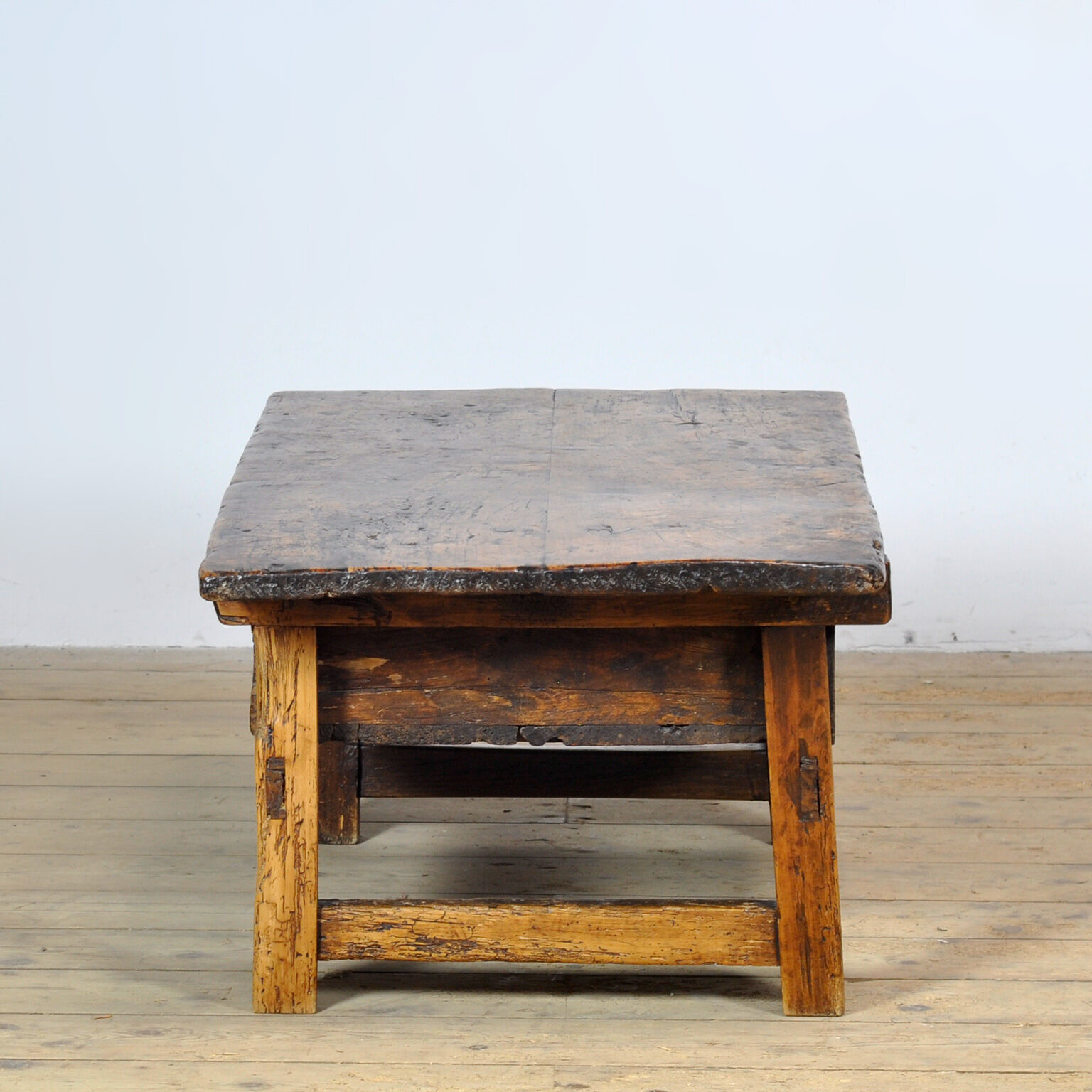 Spanish chestnut table, 17th/18th century