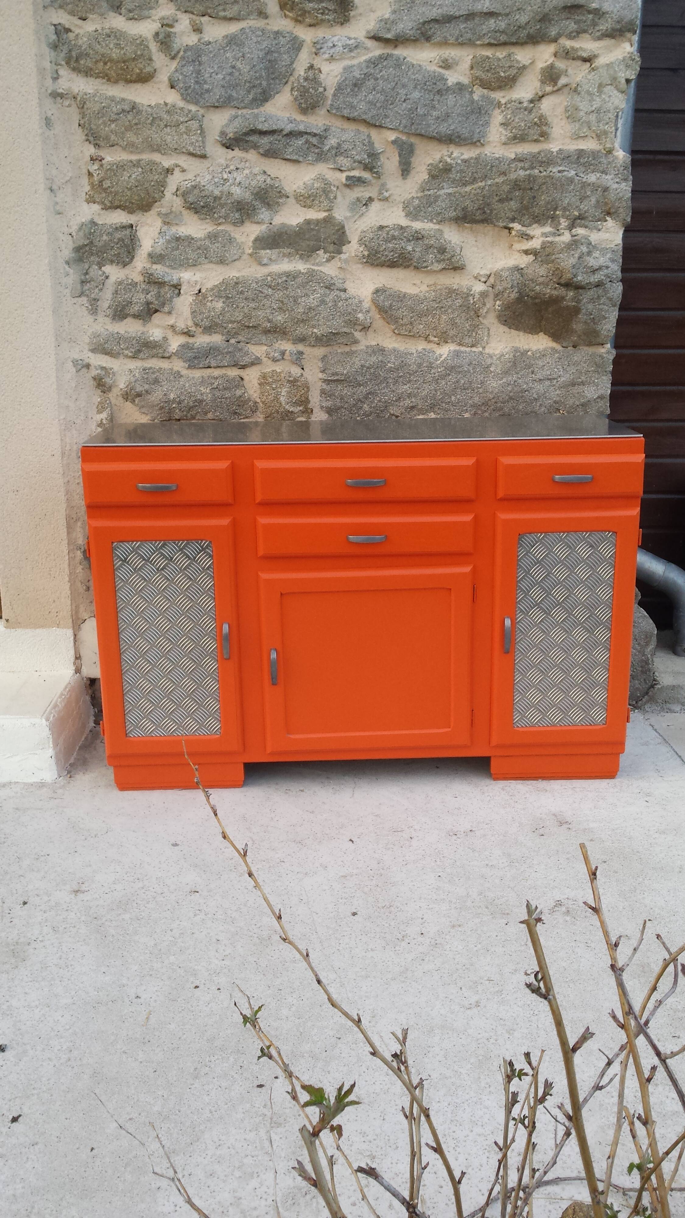 Buffet mado orange et inox