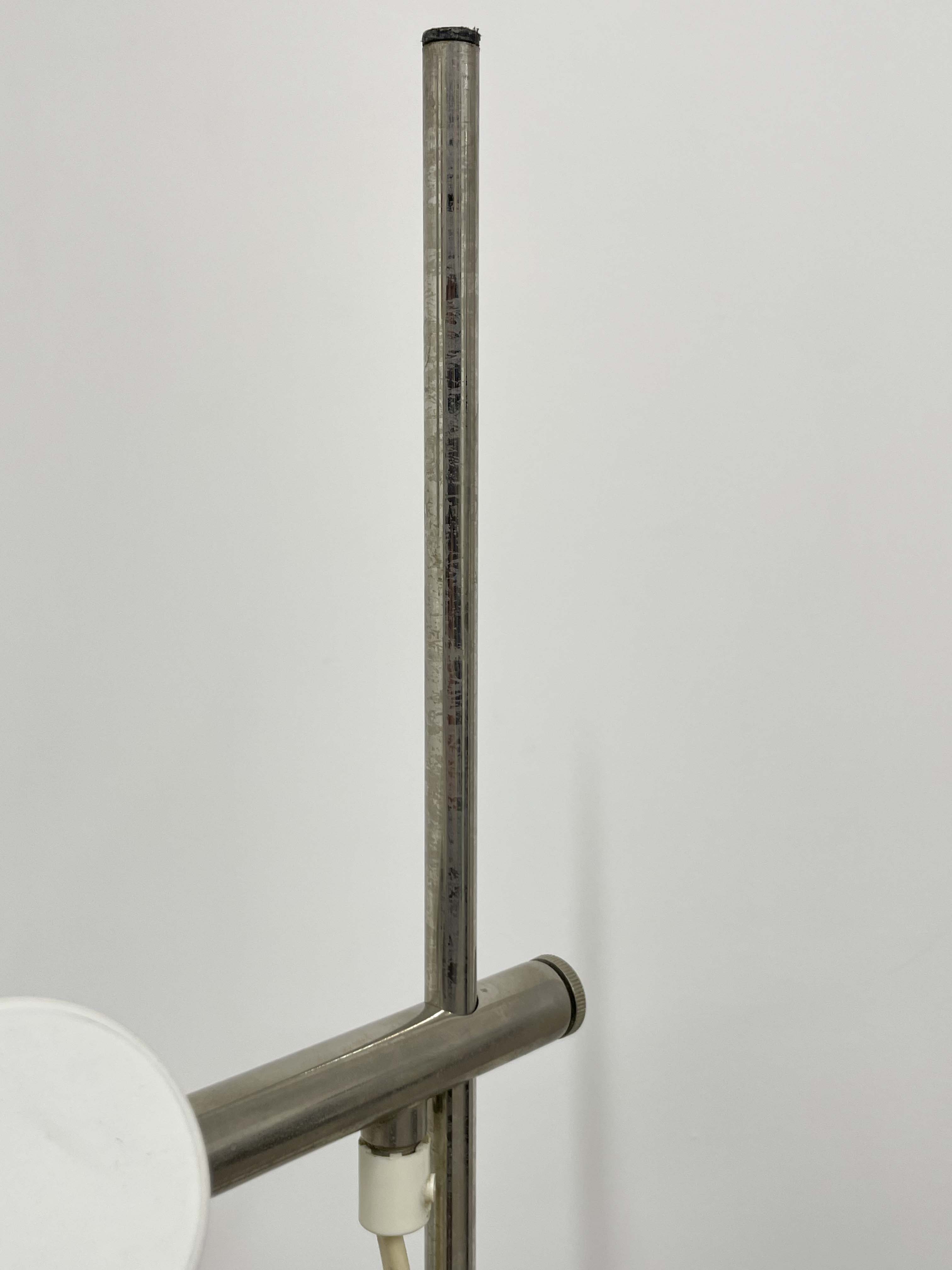 Swiss floor lamp with 2 white spots