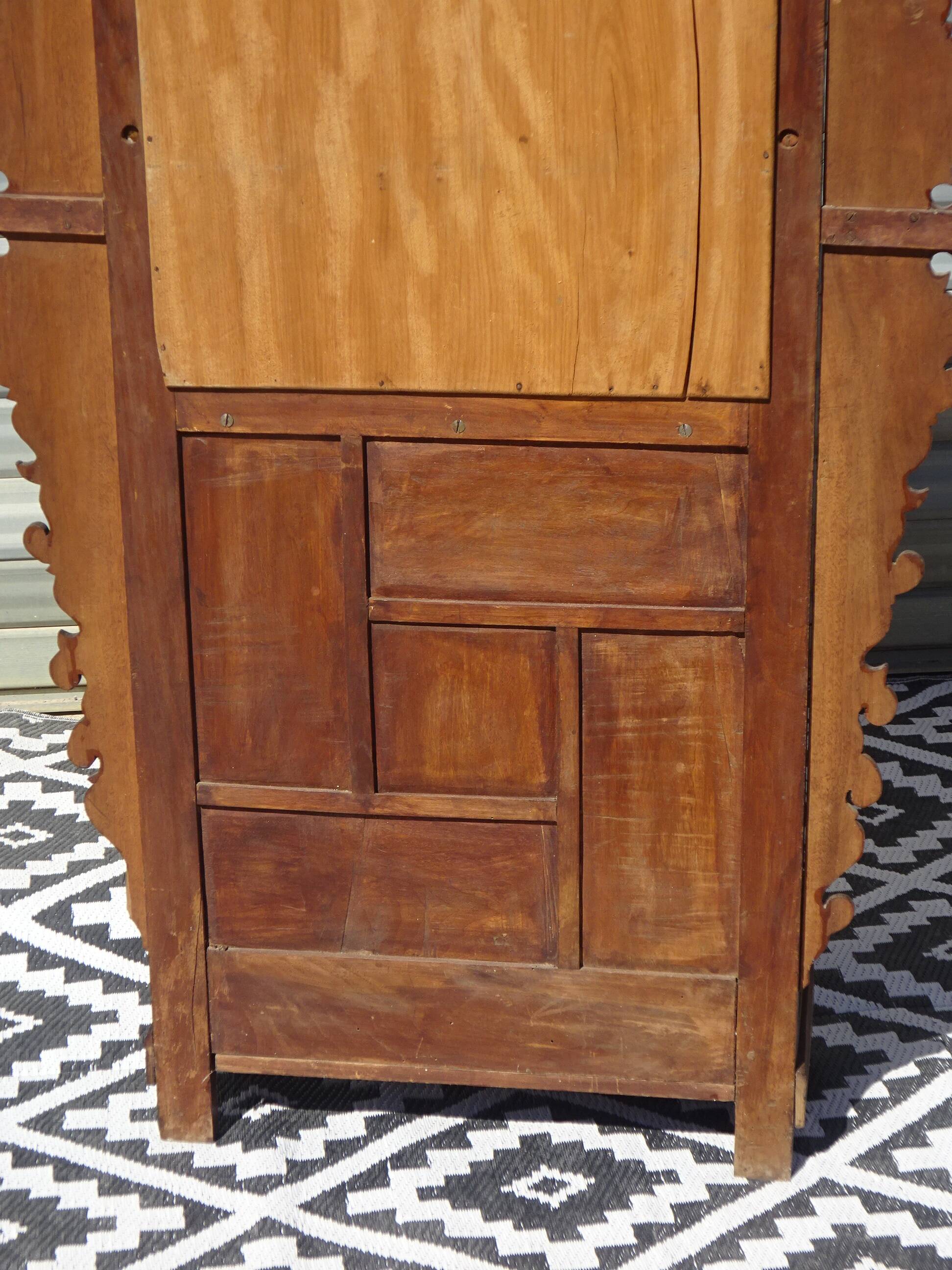 Ancient Syrian entrance furniture