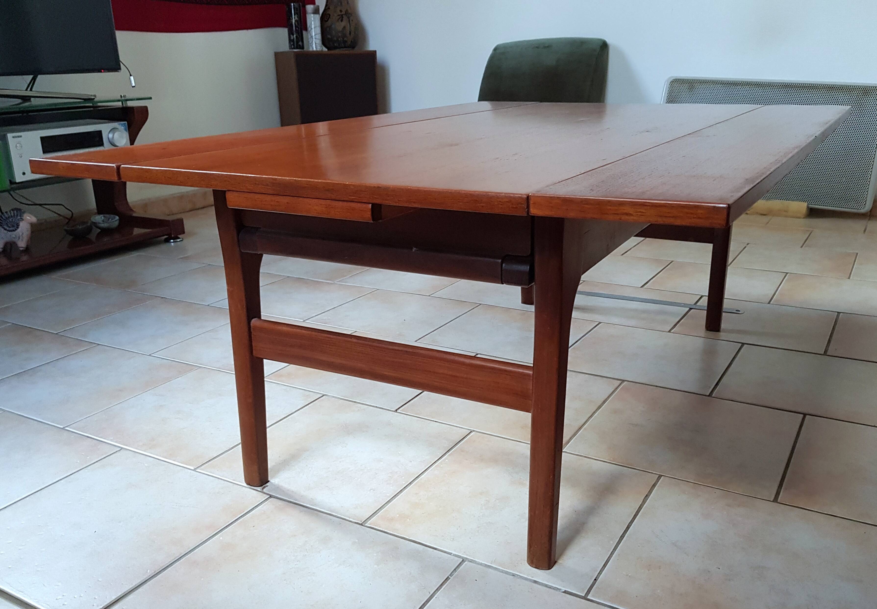 Kai Kristiansen expandable coffee table