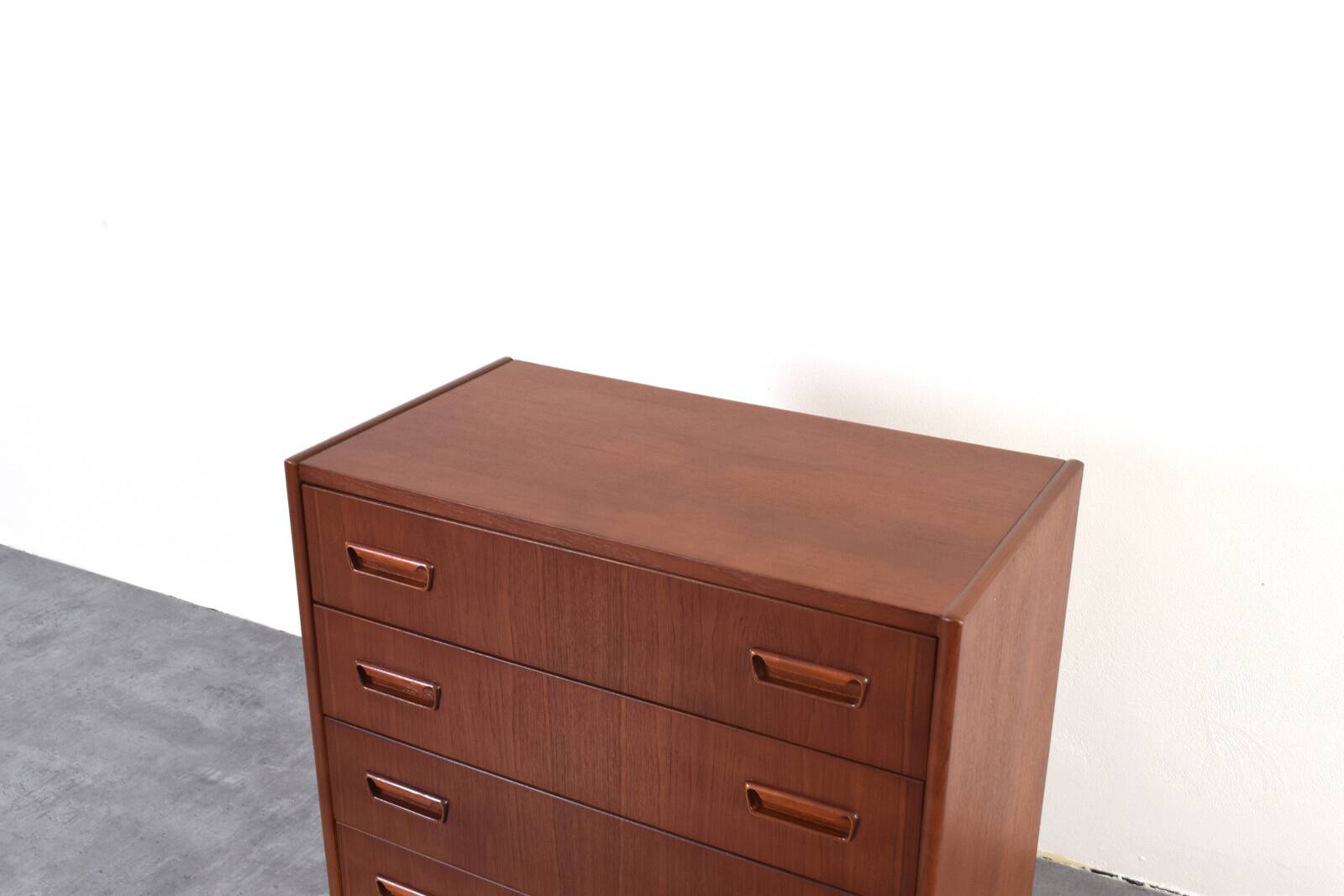 Danish teak chest of drawers from the 1960s.
