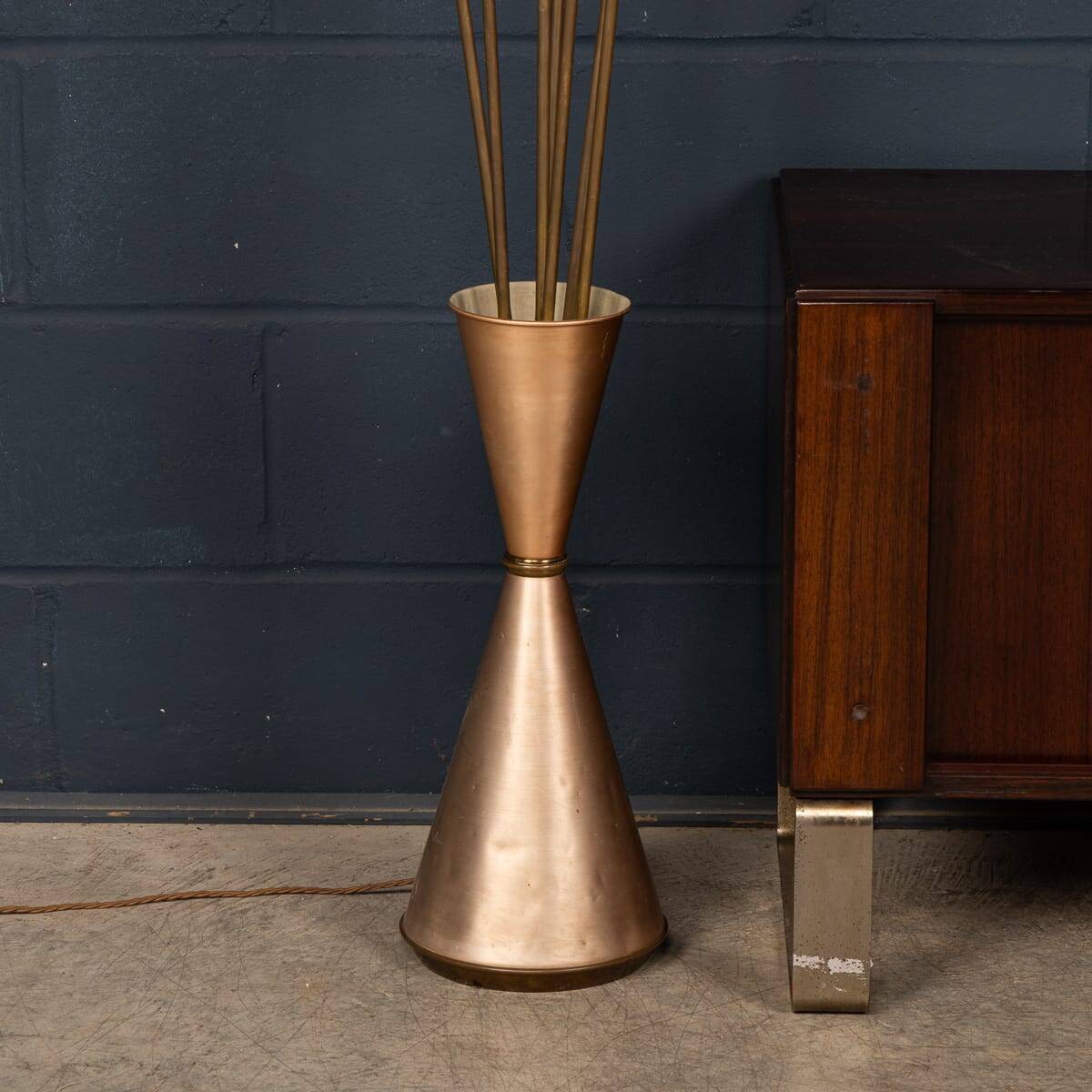VINTAGE 20thC ITALIAN CALLA FLOOR LAMP BY ANGELO LELLI FOR ARREDOLUCE c1960