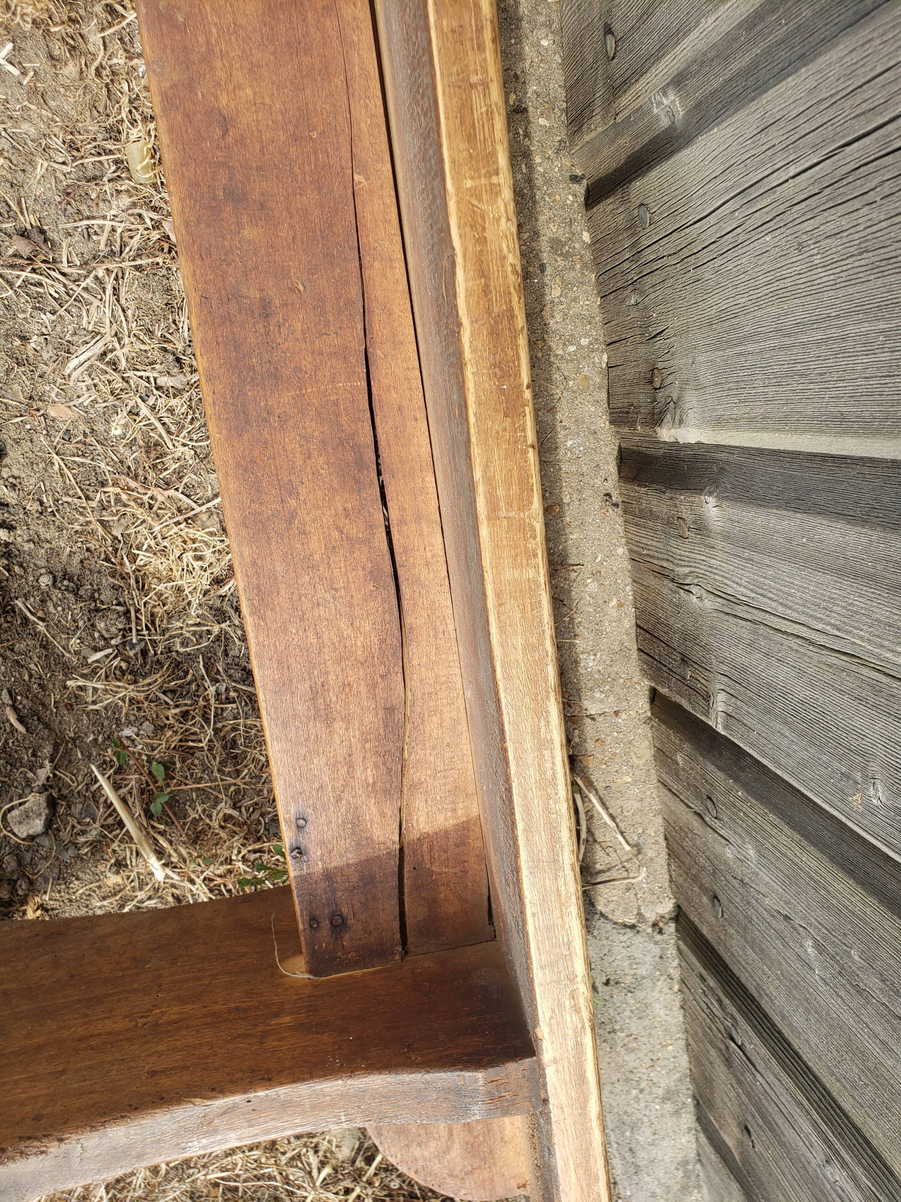 Farm bench small model "daffodil"