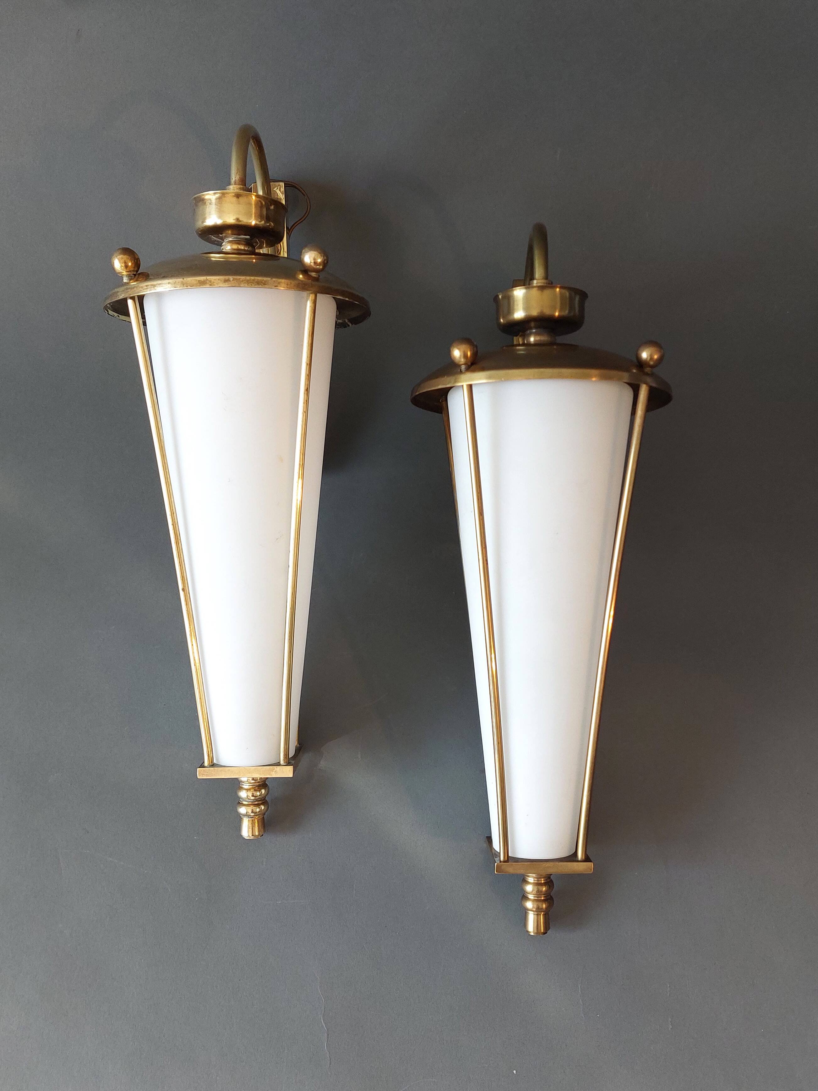 Pair of lantern sconces in gilded brass and opaline 1960.