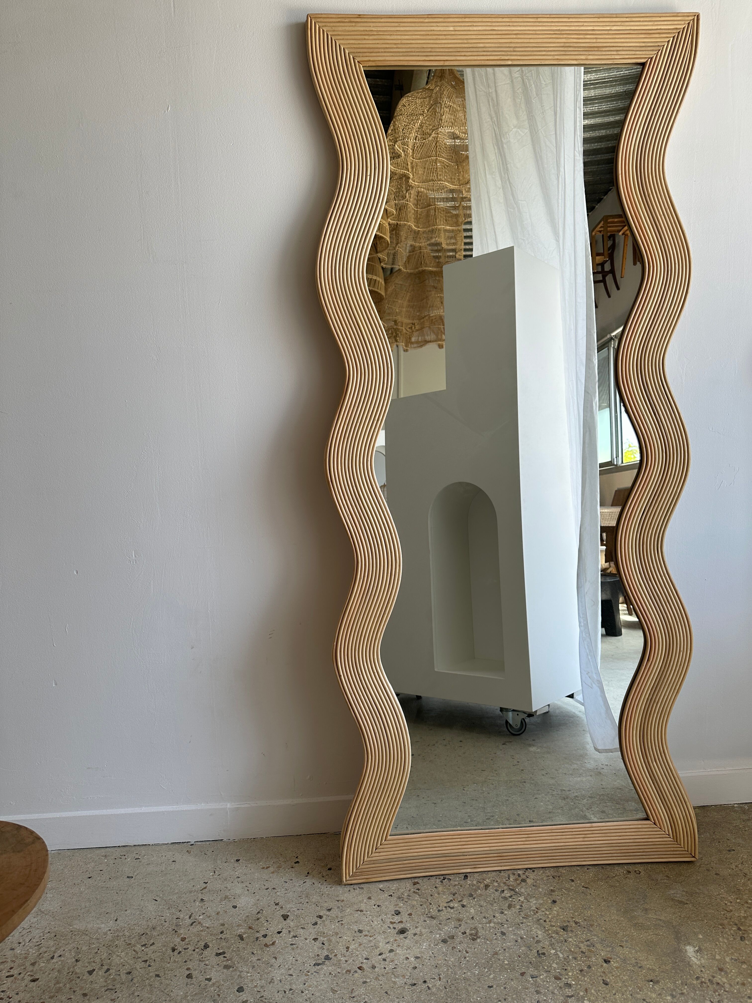 Zigzag rattan foot mirror H:182cm