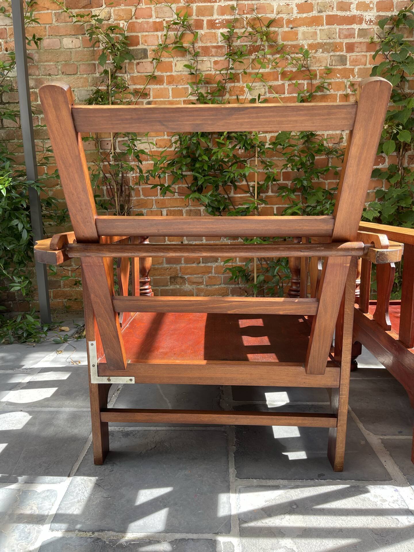 2 Armchairs with 2 Persian cushions