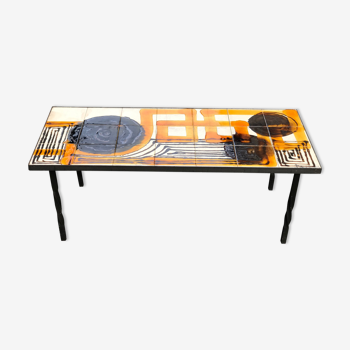 Belarti coffee table