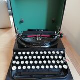 Typewriter Remington portable 3