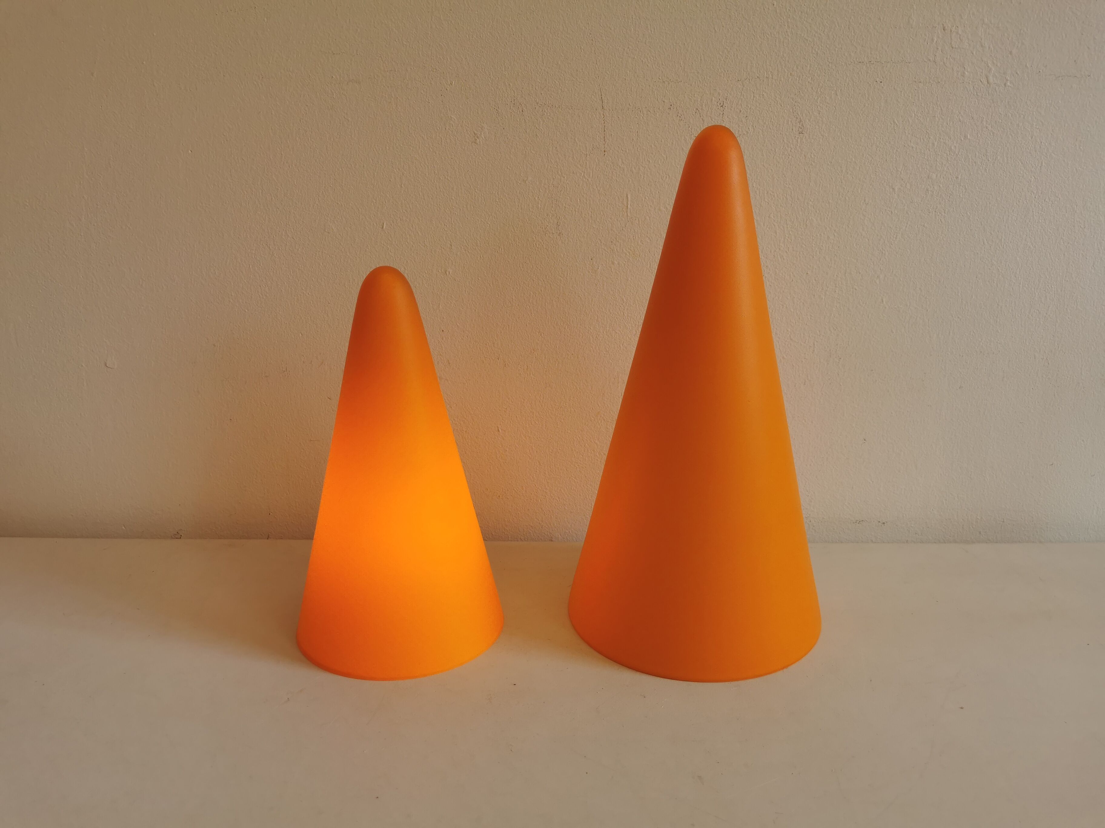 Table lamps, model Teepee, from the 80s in double-layer glass (orange and milky white)