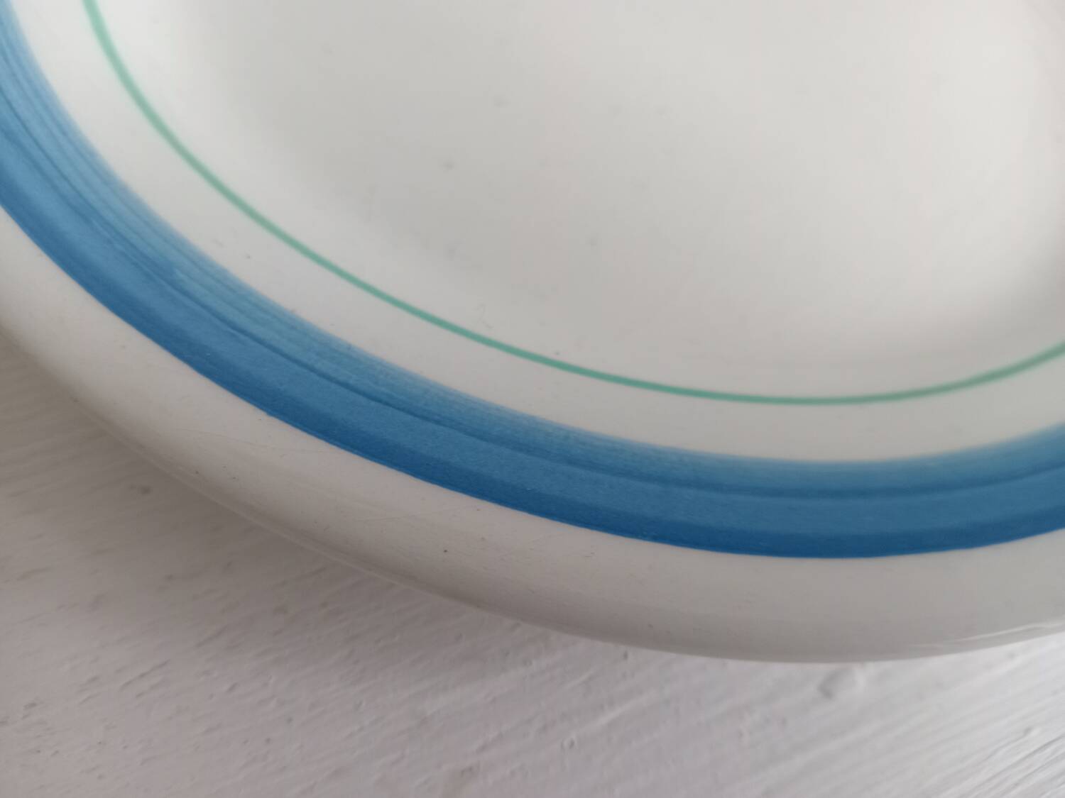 2 assiettes à dessert