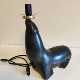 Lampe otarie noire irisée bleue en terre cuite