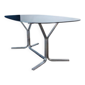Grande table à manger des années 70 – piètement chromé et plateau en verre