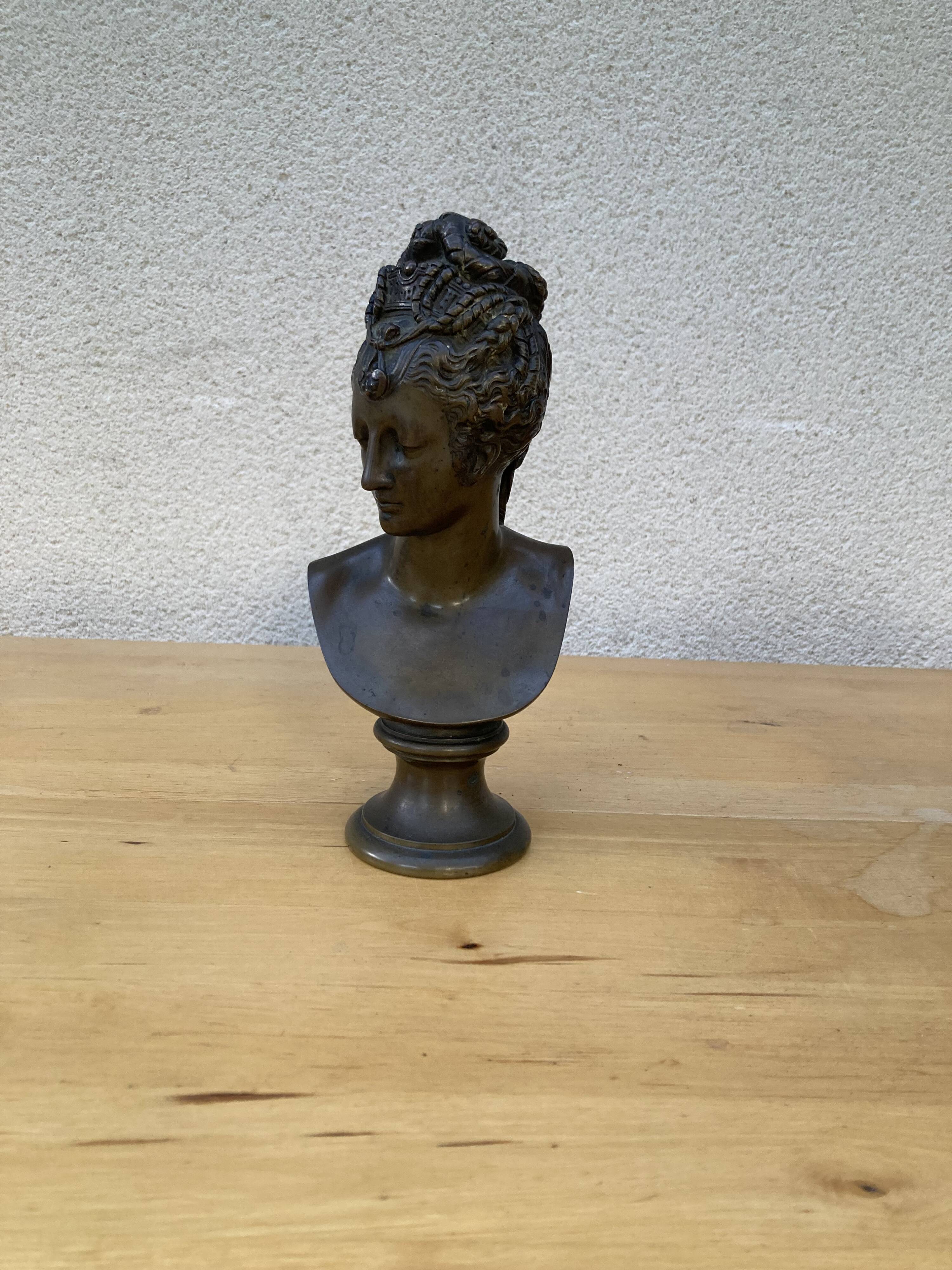 Buste de femme