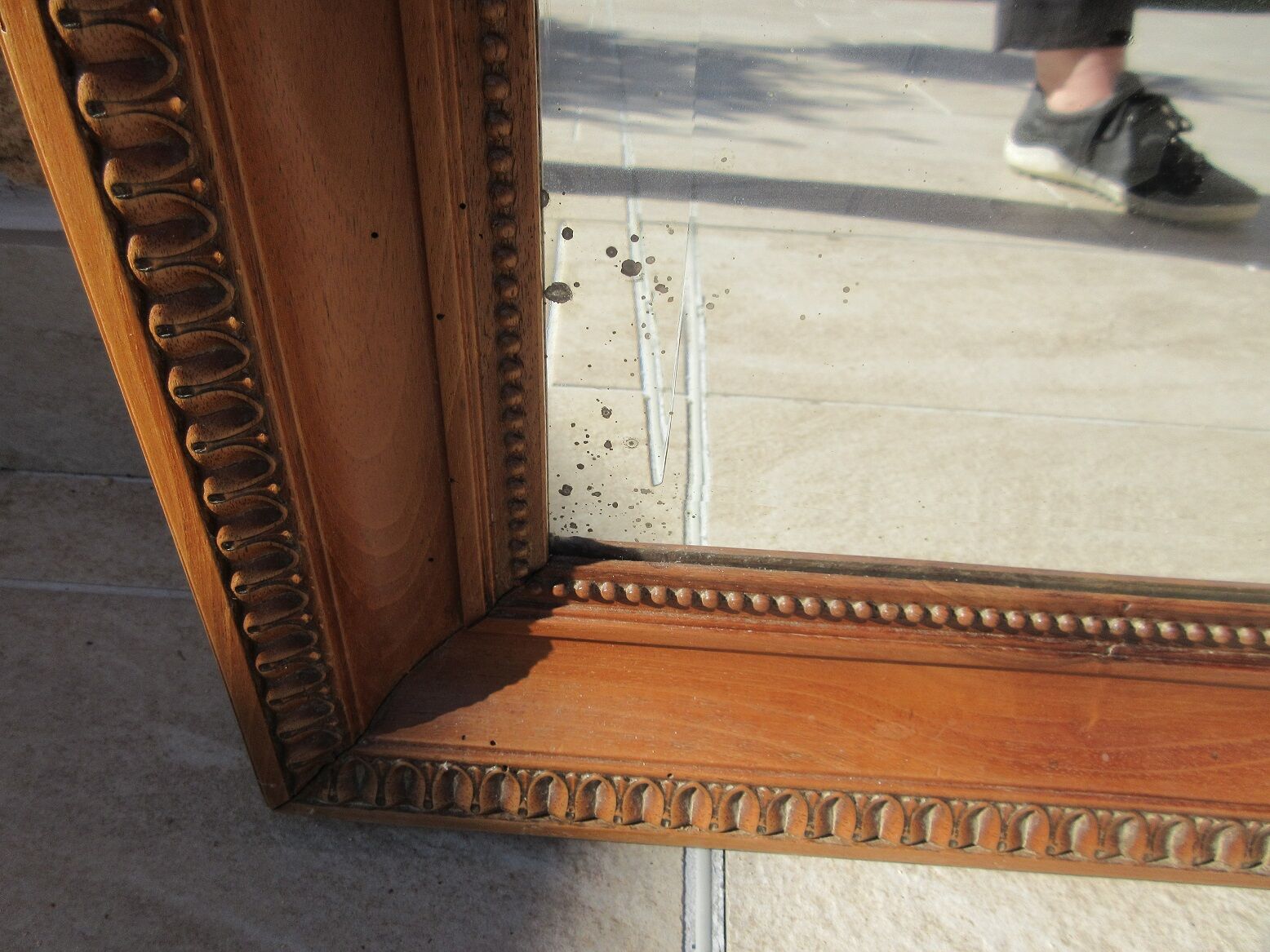 Walnut bevelled mirror 1900