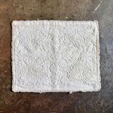 Housse de coussin fleurs en lin brodé