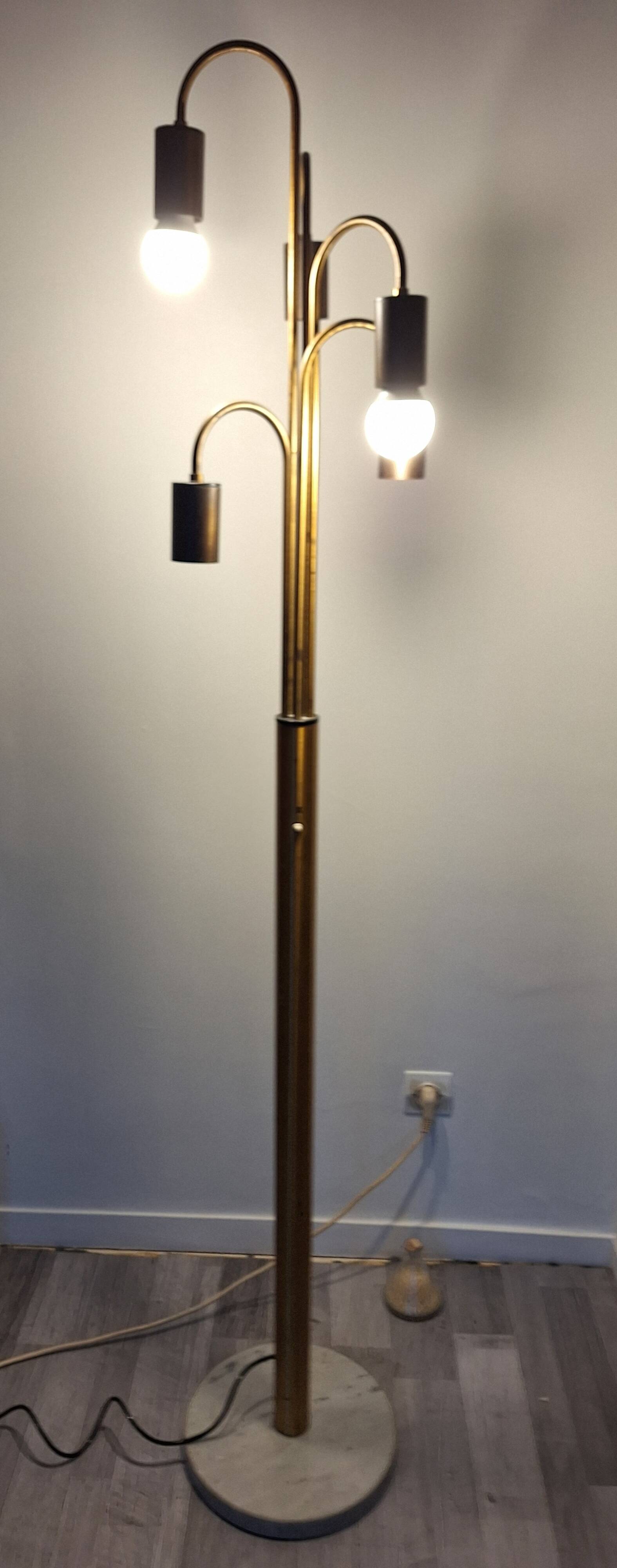 Vibtage floor lamp