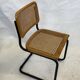 Ensemble de 4 chaises Cesca B32 conçues par Marcel Breuer, cadre noir.