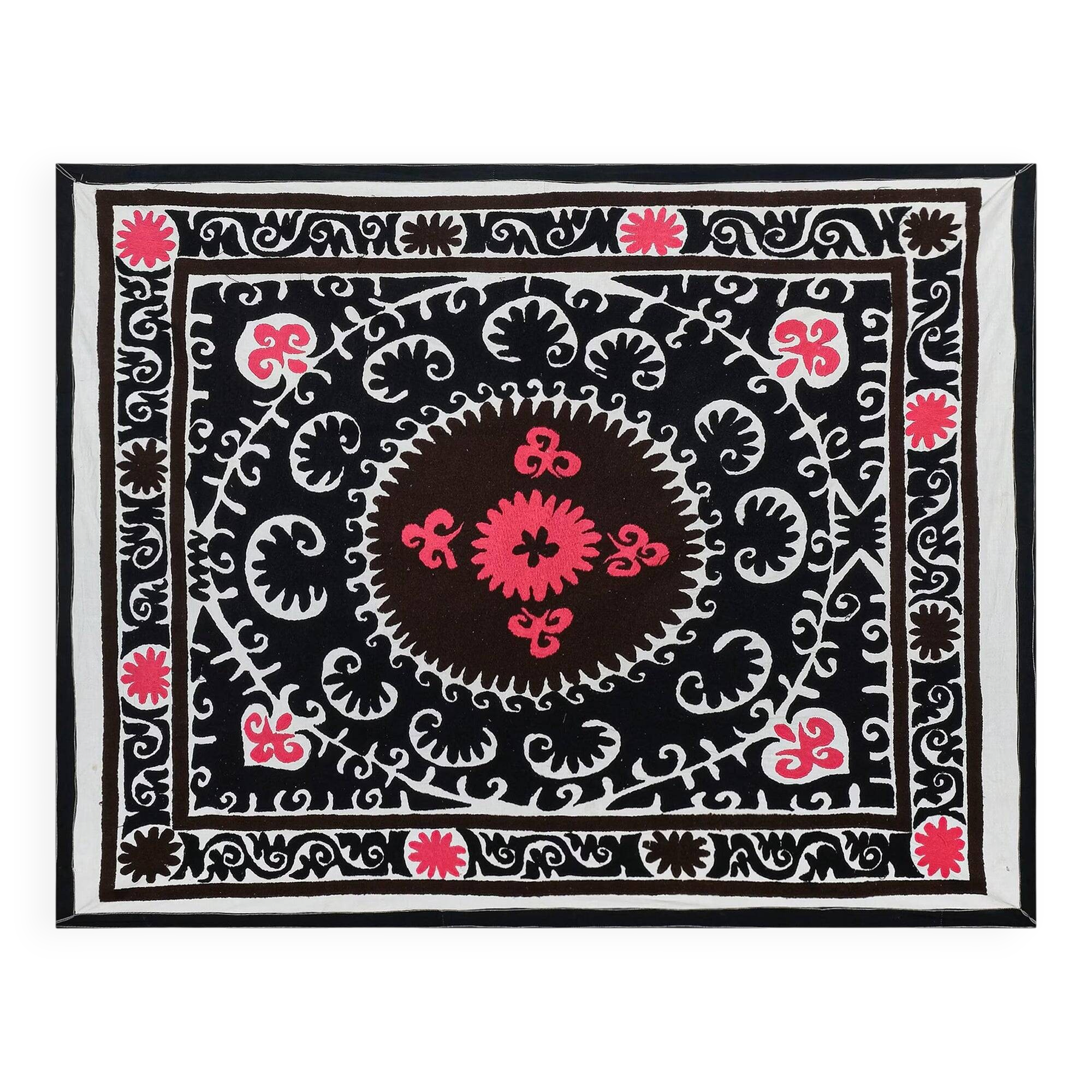 Vintage hand-embroidered tablecloth 125x158 cm