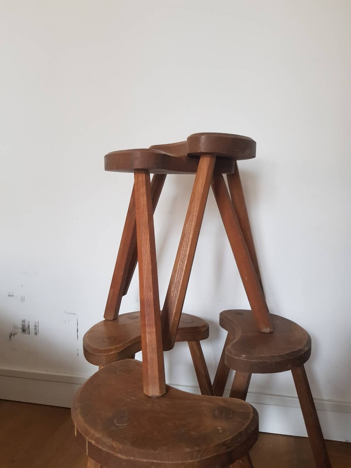 Set of 5 vintage tripods