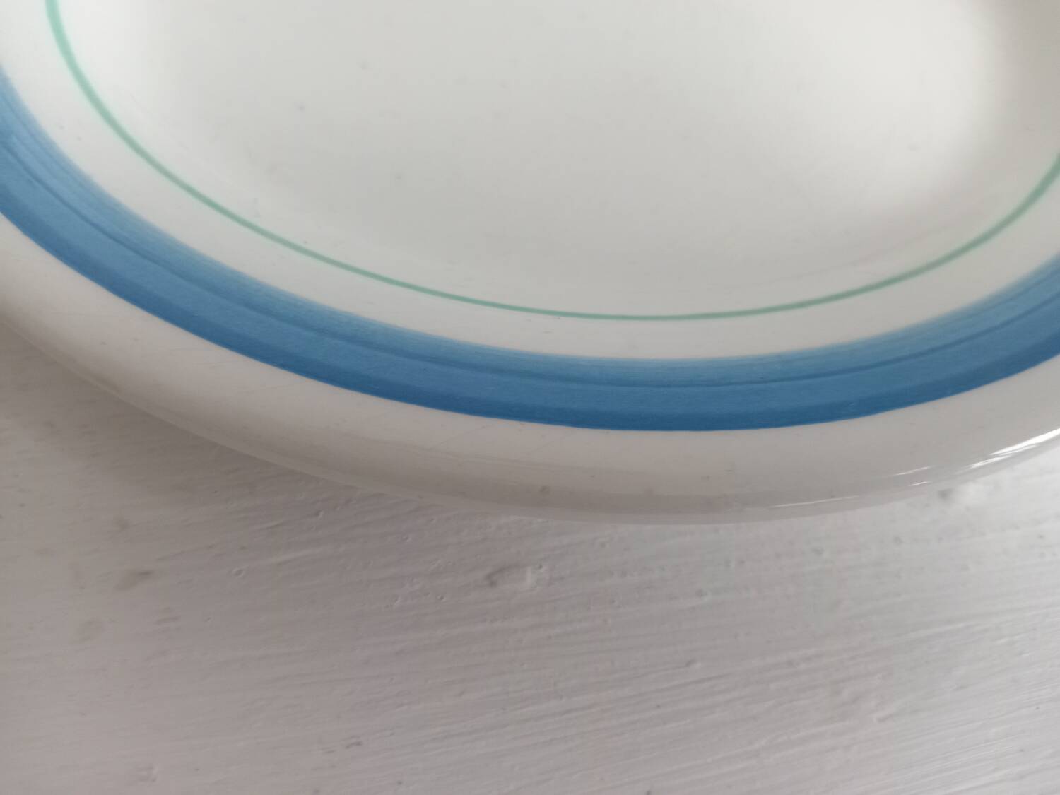 2 assiettes à dessert