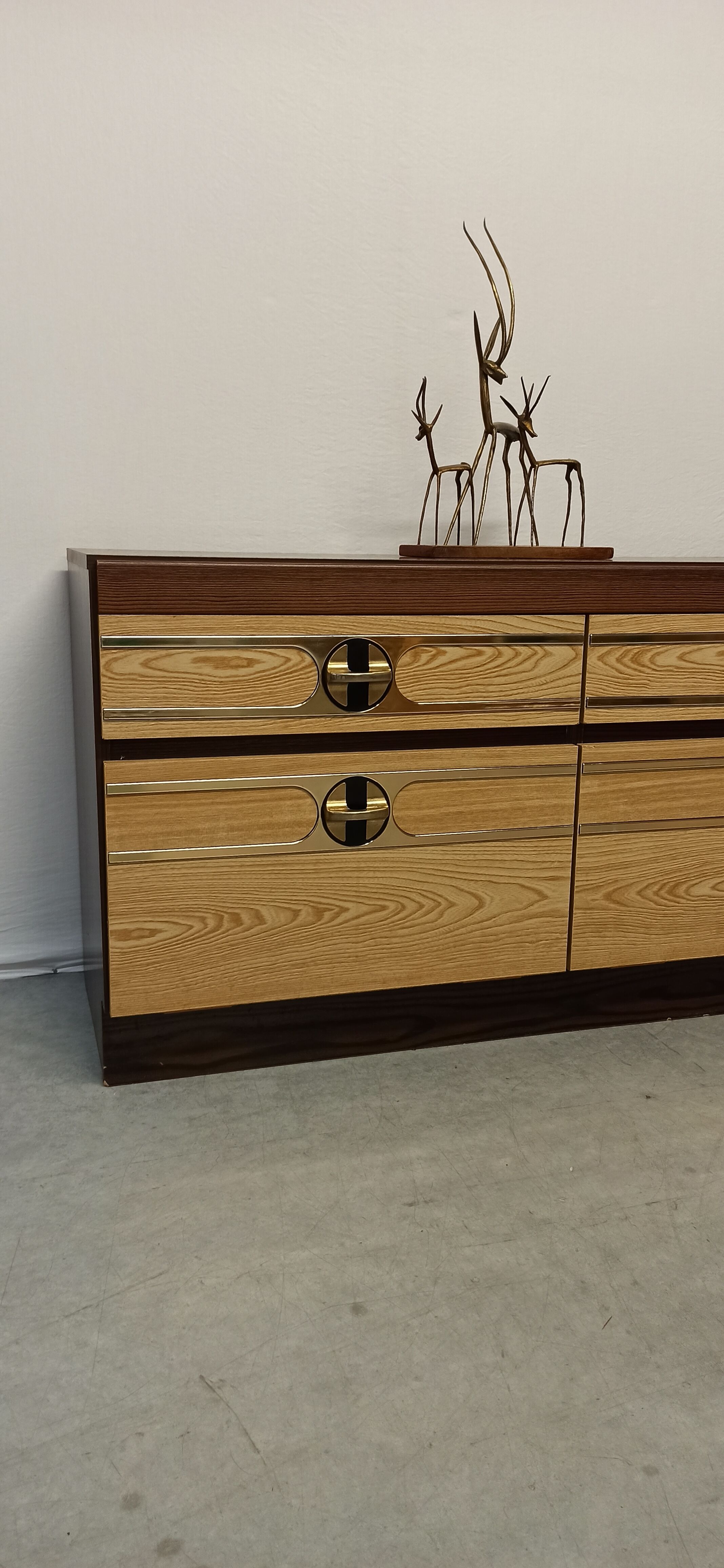 Low sideboard furniture in vintage Formica 70