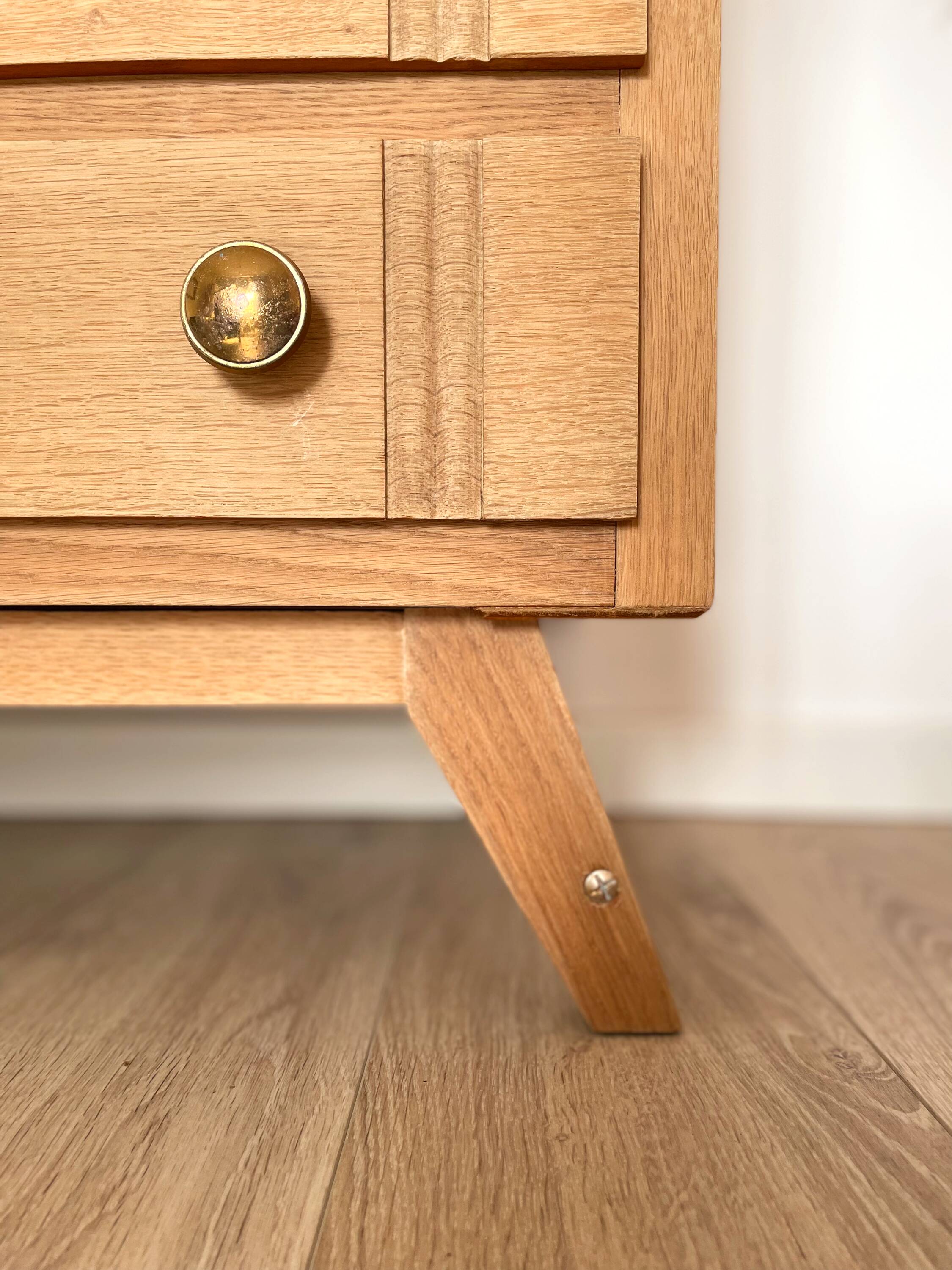 Vintage chest of drawers