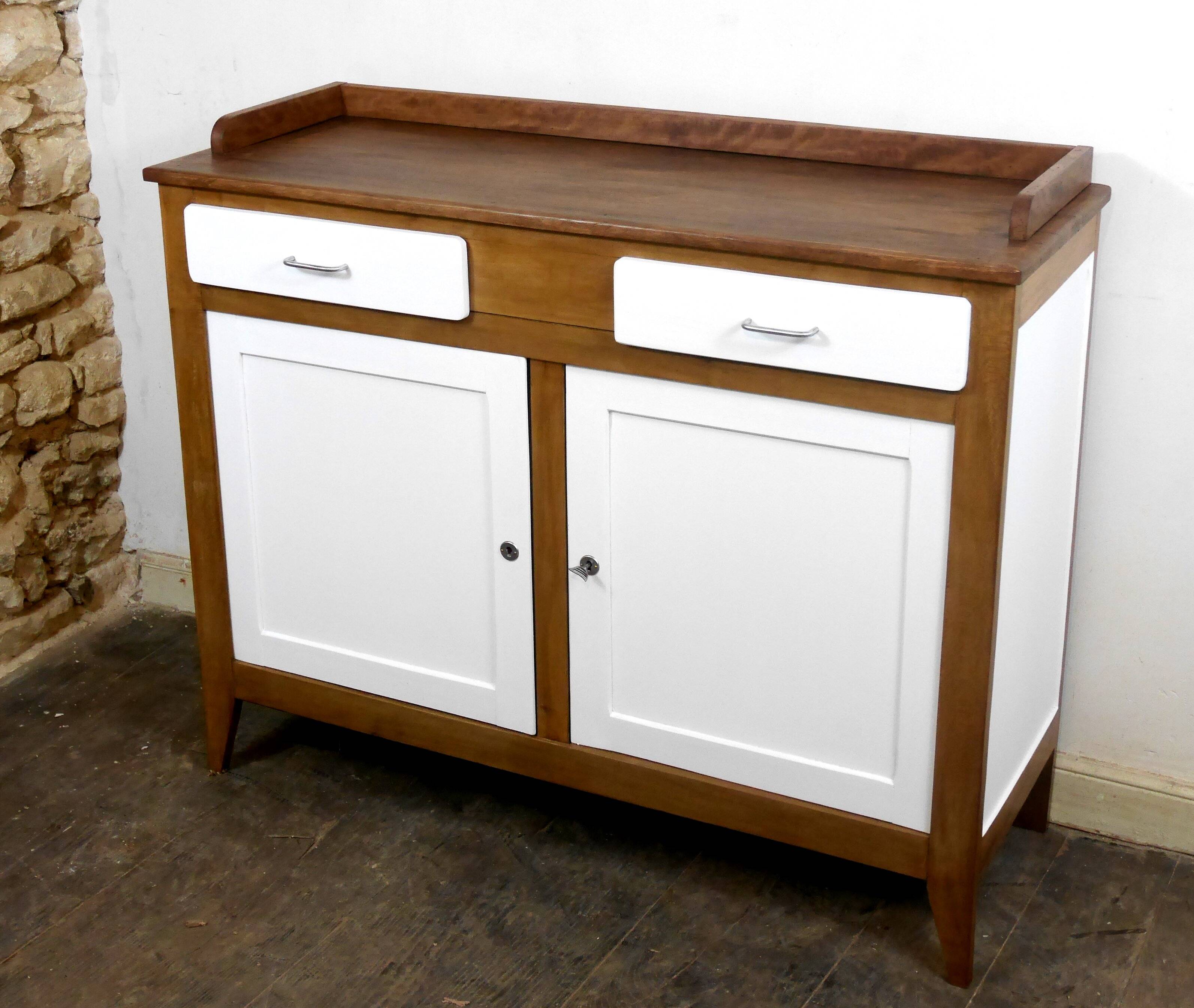Parisian buffet wood kitchen