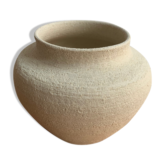 Vase en grès blanc