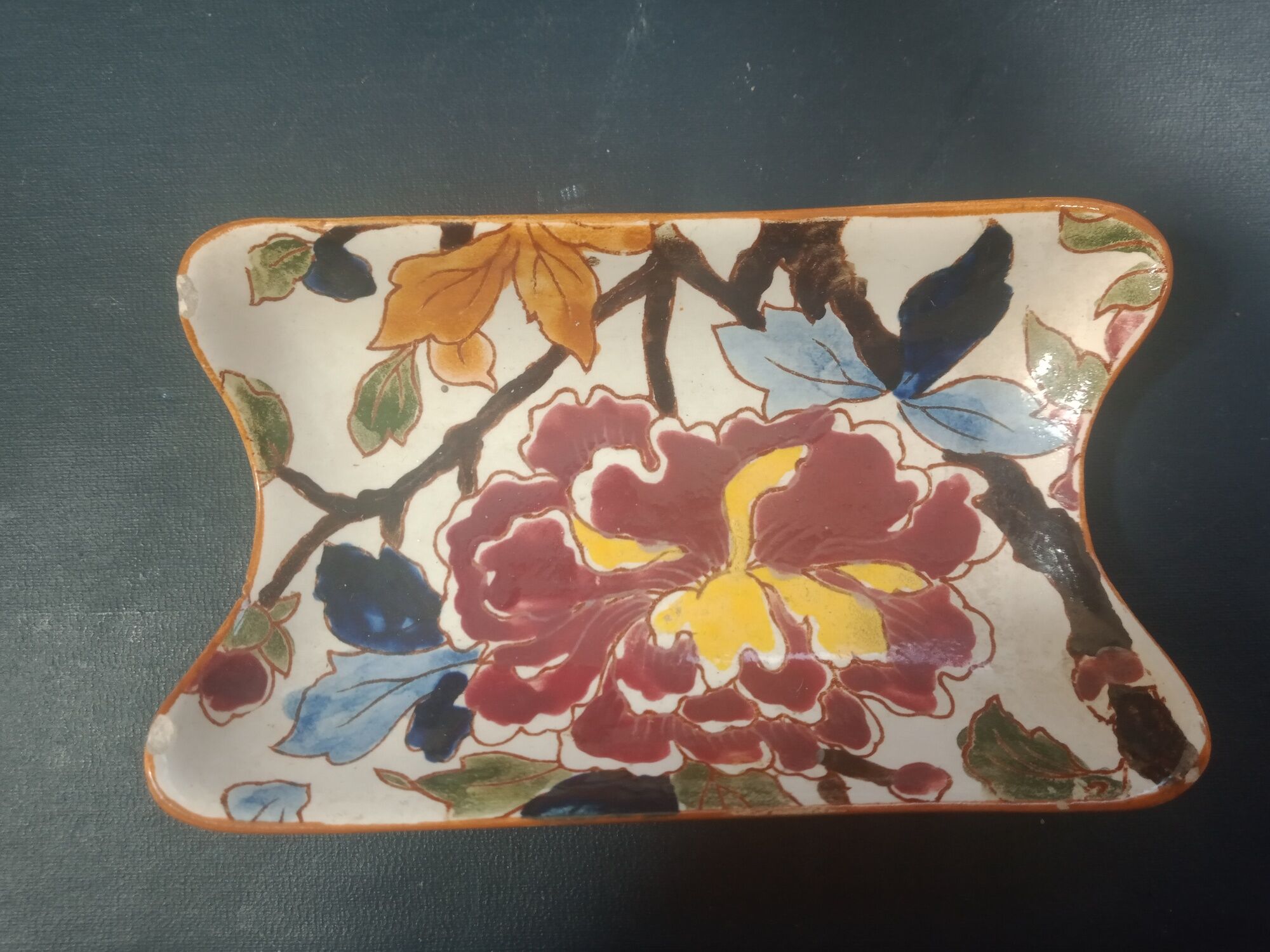Empty pockets in Gien décor "Peony"