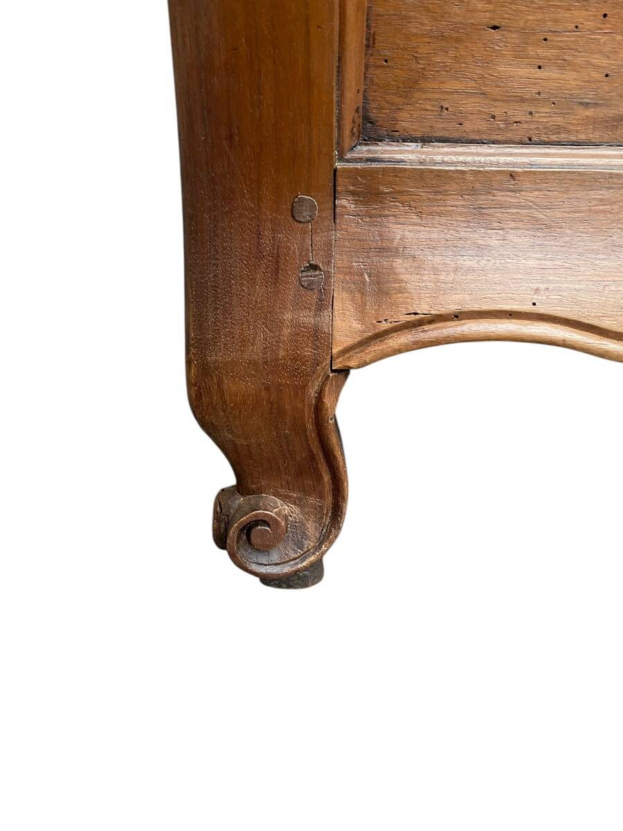 18th century bombé commode