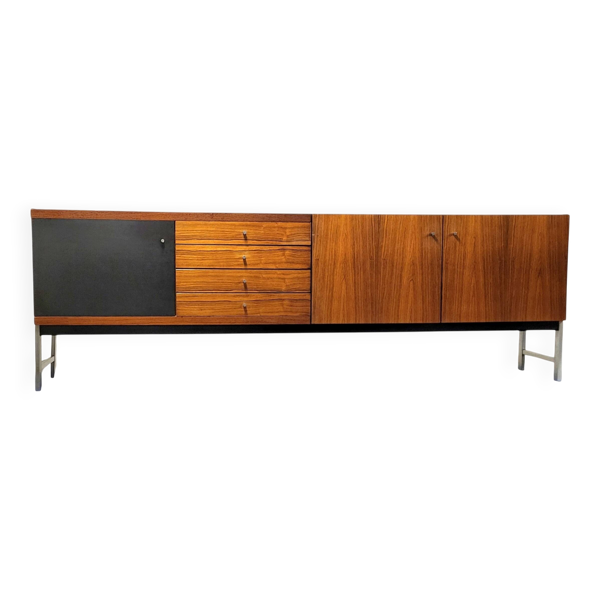 Buffet en placage de bois de rose 1960 – Fristho Franeker BDR-250   Mobilier de design moderne du milieu du siècle