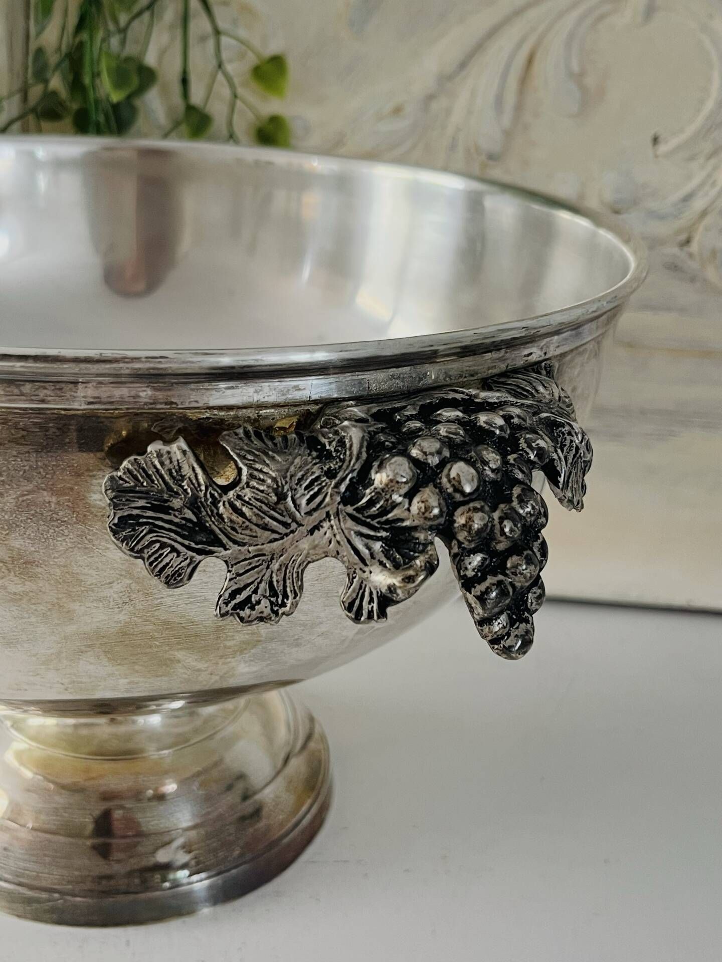 Champagne bucket Silver Plated with Grape Handles, Cl