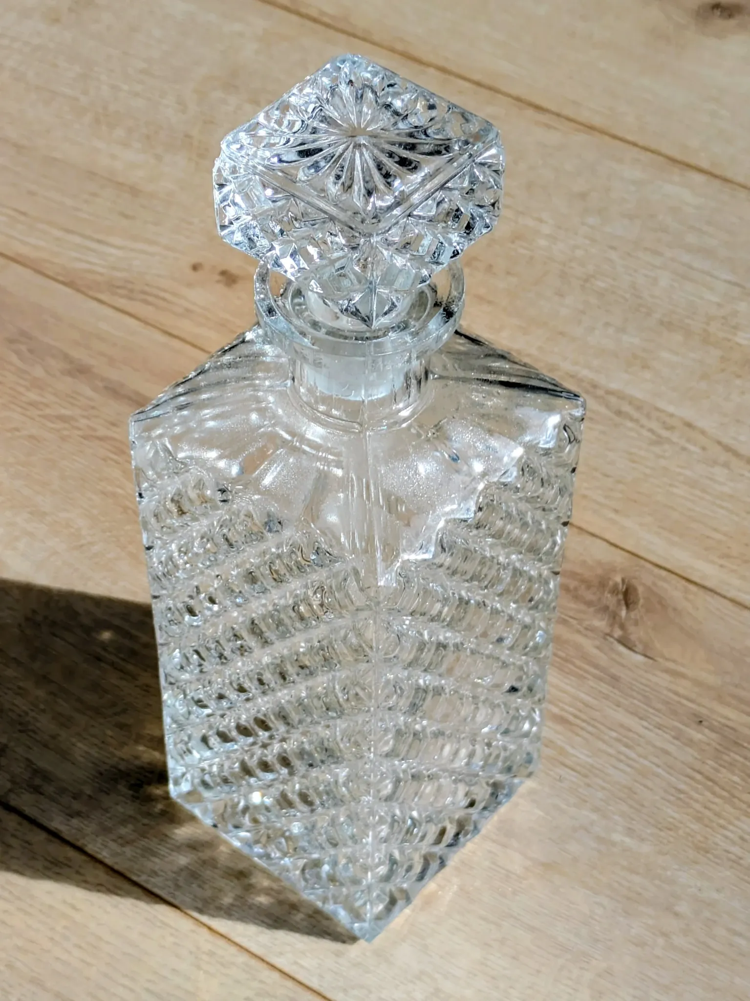 Square Whisky Carafe with Diamond Point Decoration in Moulded-Cut Glass