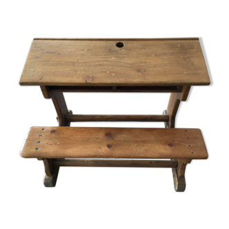 Former 2-seater school desk