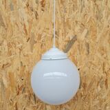 White opaline suspension
