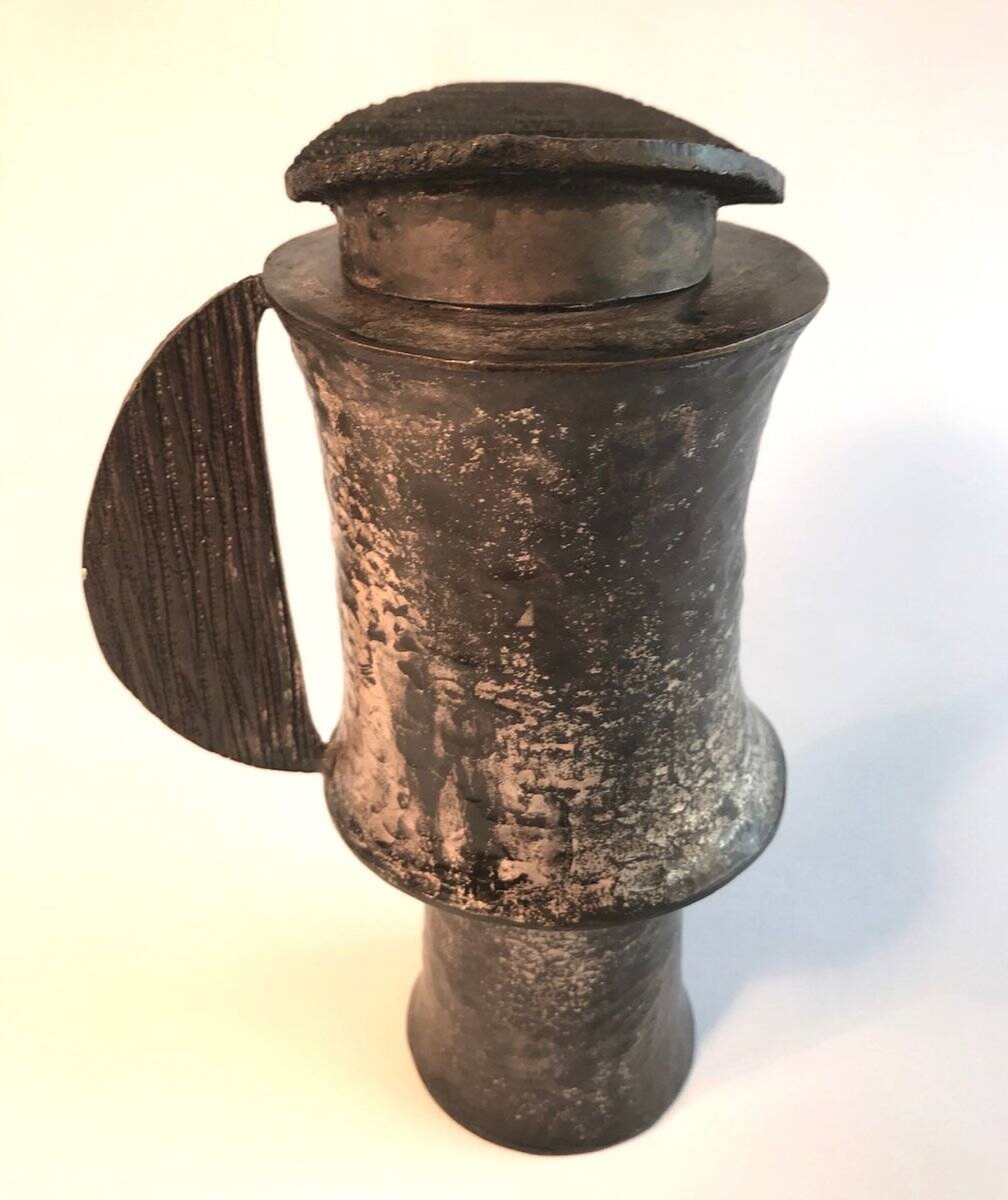 Italian brutalist lidded bronze jug by Lorenzo Burchiellaro, 1960s