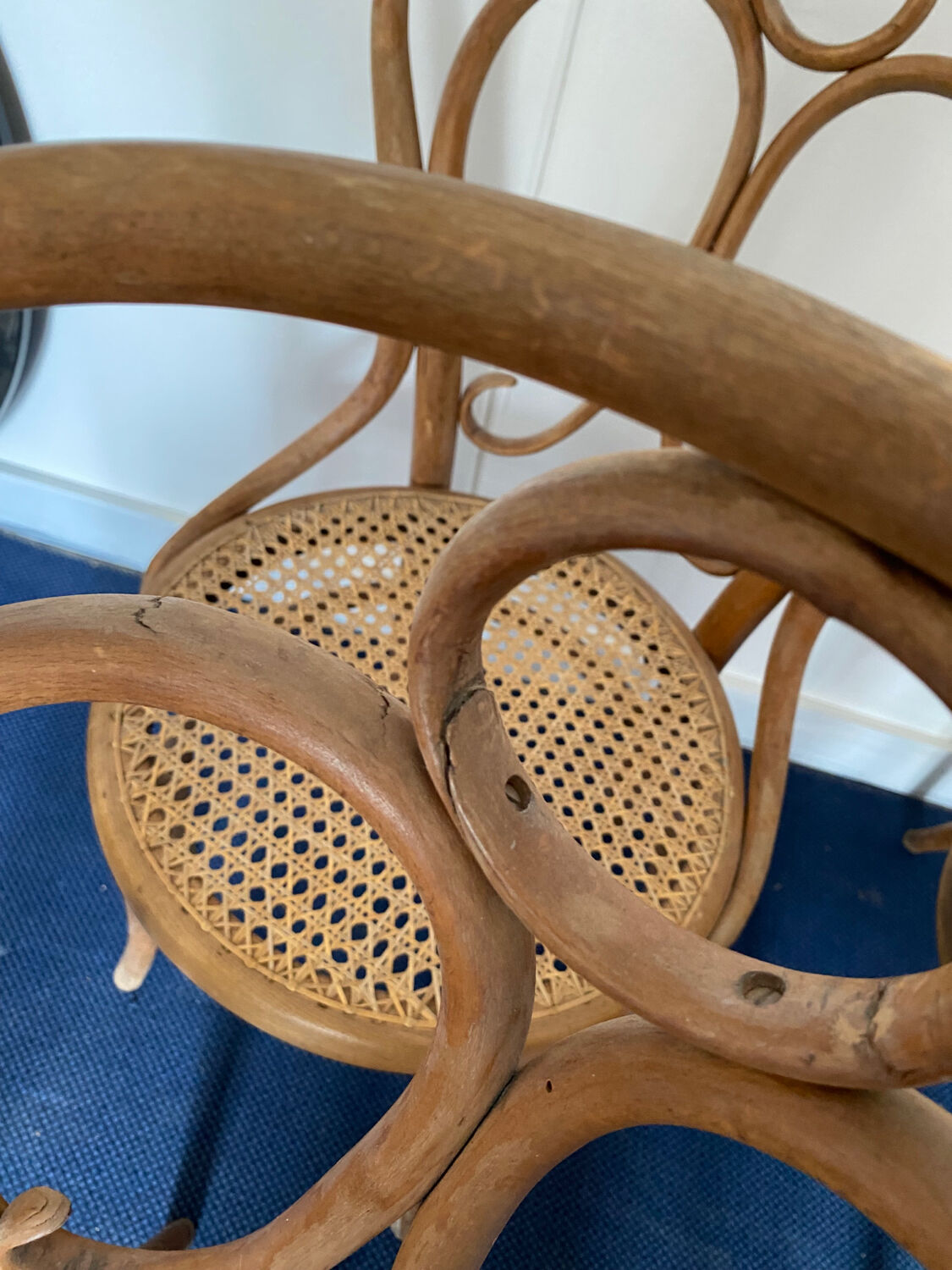 Vintage table and 4 chairs set